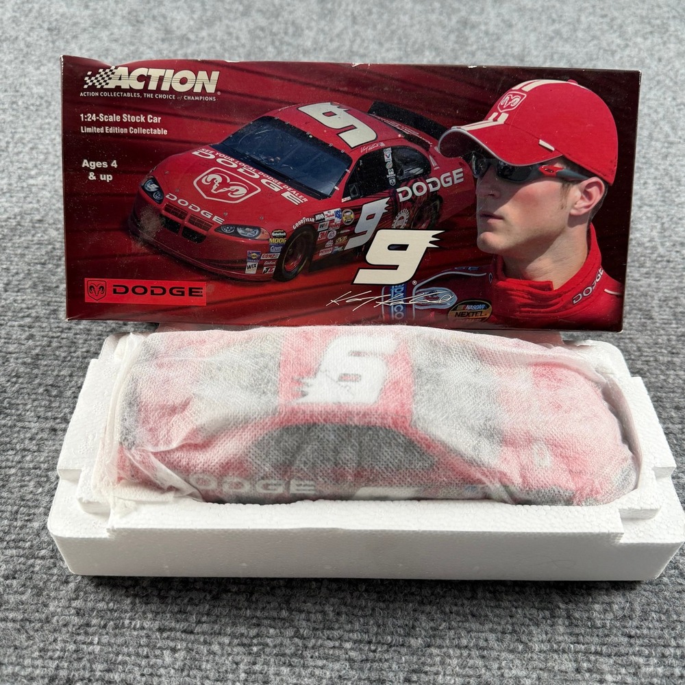 Action Kasey Kahne NASCAR 1:24 Red Dodge Dealers 2004 Stock Car Diecast New